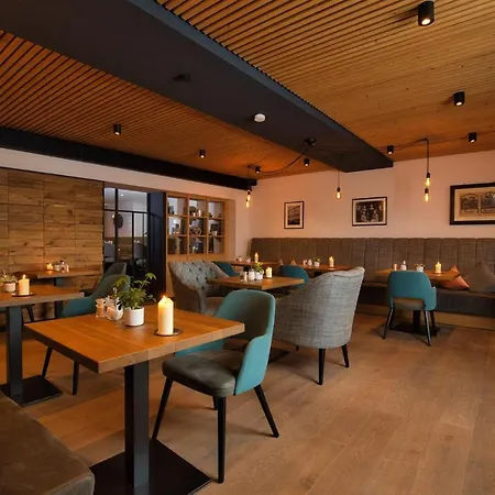 Amberger Hof Hotel 3*