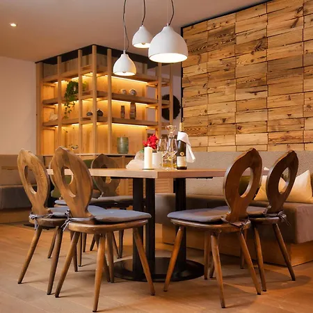 Szálloda Amberger Hof 3*