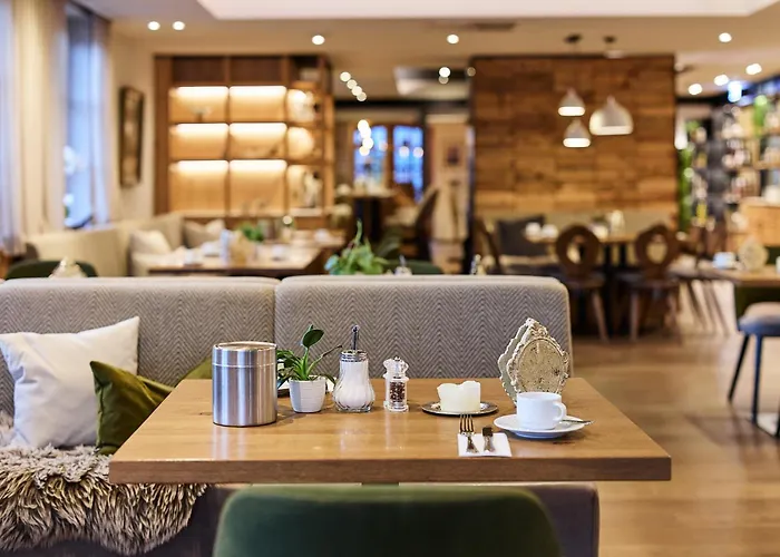 Amberger Hof Hotel 3*